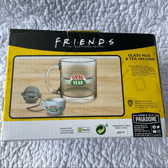 Friends Glass Mug and Tea Infuser - Picture 2 of 5